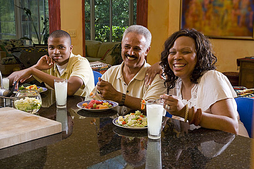 肖像,美国黑人,家庭,吃饭,健康,食物