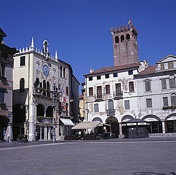 意大利,威尼托,格拉巴酒,广场,市政厅