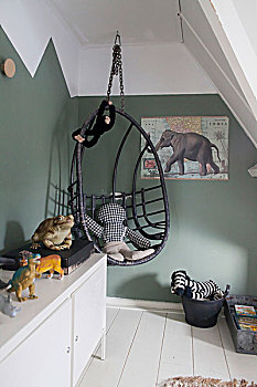 悬吊,椅子,童房,双色调,墙壁