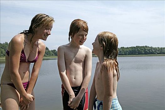 三个孩子,湖,梅克伦堡前波莫瑞州,德国