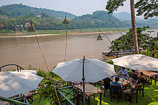 老挝琅勃拉邦湄公河畔