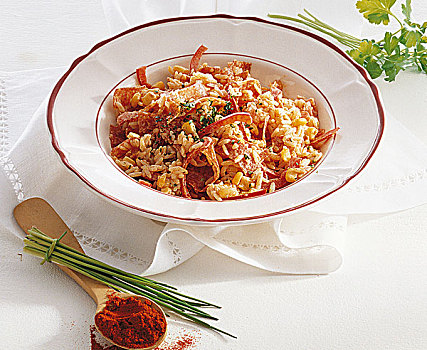 米饭沙拉,意大利腊肠,红辣椒,匈牙利,烹饪
