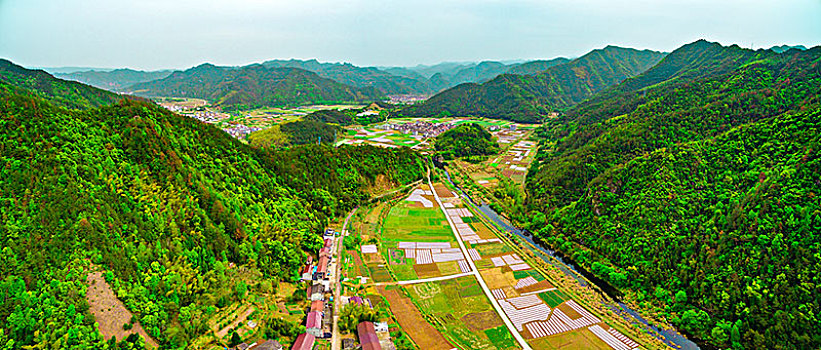 浙江,台州,天台县,龙溪乡,乡村,航拍,俯瞰,田园,春色,小溪,绿色,山村