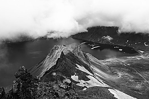 素色长白山