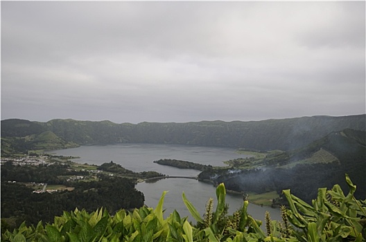 火山口