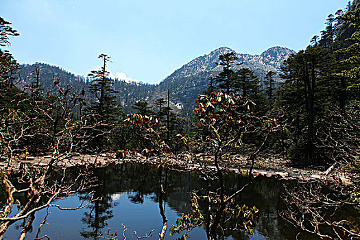 螺髻山风光