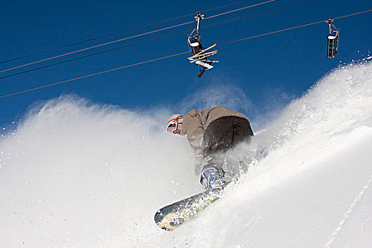 滑雪板玩家,清新,粉末,胜地,滑雪缆车,上方,阿拉斯加,冬天