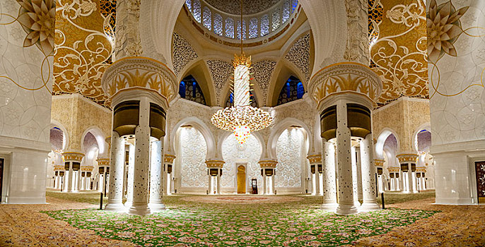 阿联酋阿布扎比谢赫扎伊德清真寺祈祷大厅