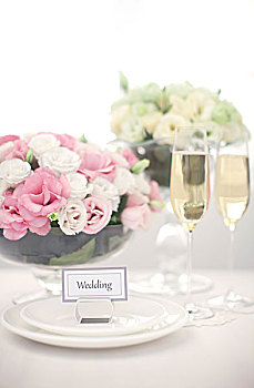 花束,香槟,流动,桌上