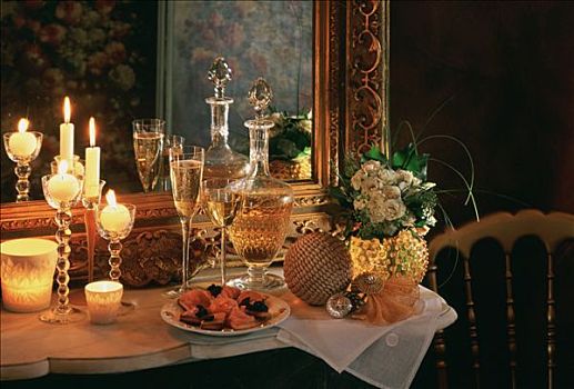蜡烛,香槟酒杯,花,花束,玻璃瓶,烟囱,正面,镜子,圣诞节