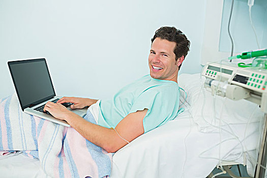 病人,笔记本电脑,躺着,床,医院
