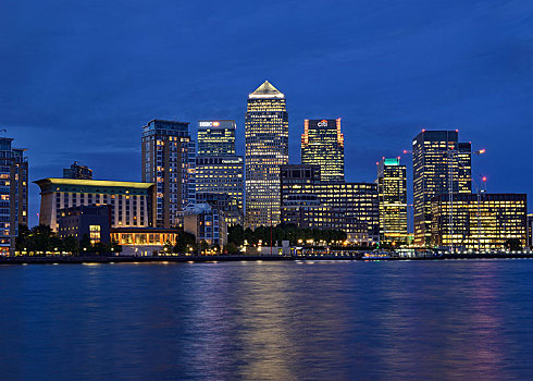 金丝雀码头,金融区,风景,上方,泰晤士河,夜晚,伦敦,英国,欧洲