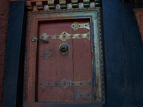 西藏建筑门