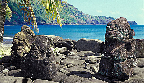 石头,雕塑,海滩,努库希瓦岛,马克萨斯群岛,法属玻利尼西亚