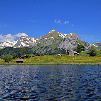 山脉,湖