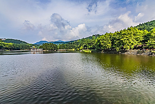 江西省九江市庐山风景区如琴湖建筑景观