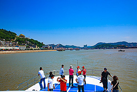 游轮,乘客,大海,海面,眺望,远望,临风,海风,石浦,象山,出海