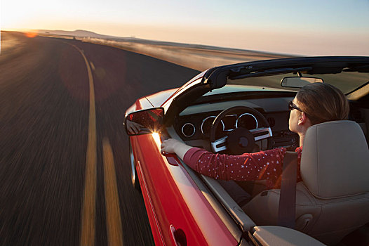 公路跑车图片_公路跑车图片大全_公路跑车图片下载