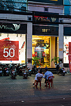 越南丰富多彩的街头