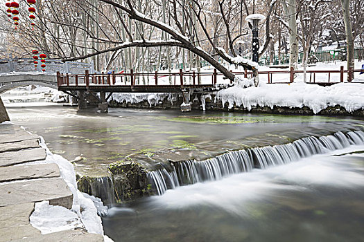 公园雪景