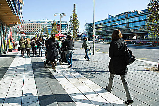瑞典,斯德哥尔摩,行人,走,宽,人行道