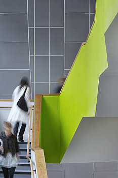 入口,白金汉郡,新,大学,英国,2009年,人,使用,楼梯,彩色,主题墙