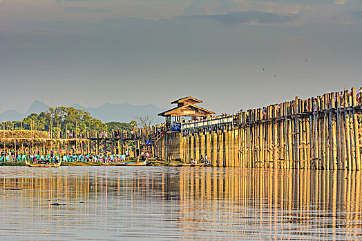 阿马拉布拉,柚木桥,柚木,步行桥,陶塔曼湖,船,曼德勒,区域,缅甸