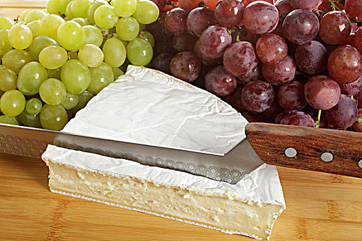 葡萄,奶酪,刀