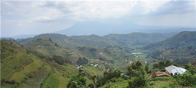 全景,维龙加山