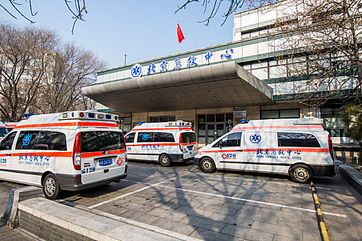 救护车,红十字,肺炎