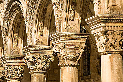 克罗地亚,达尔马提亚,杜布罗夫尼克,石头,拱,柱子,入口,宫殿,15世纪,历史,中心,世界遗产