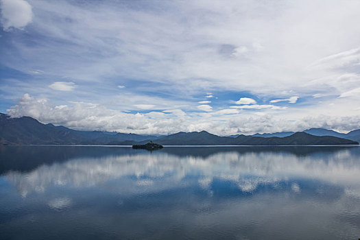 泸沽湖