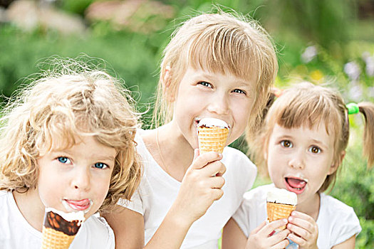 高兴,孩子,吃,冰淇淋,户外,公园