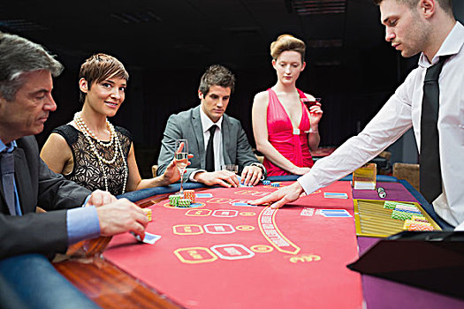 女人,仰视,纸牌,游戏,微笑,赌场