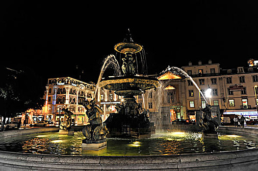 青铜,喷泉,罗斯奥广场,夜晚,里斯本,葡萄牙,欧洲