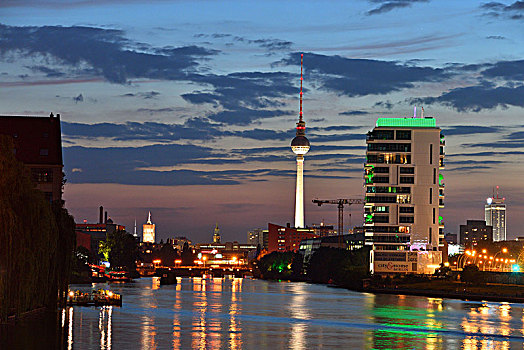 德国,柏林,堤岸,施普雷河,电视塔,背景