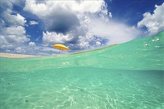 海滩伞,海洋