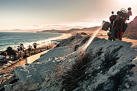 摩托车,悬崖,海岸线,卡波圣卢卡斯,下加利福尼亚州,墨西哥