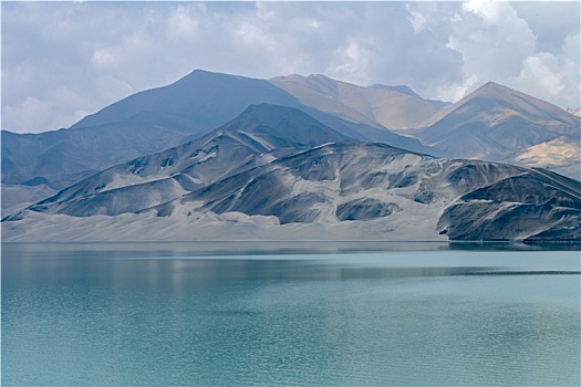 新疆塔县白沙湖