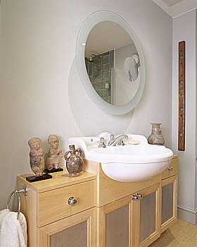 现代,浴室,特写,盥洗池,木质,柜橱,圆,镜子,收集,陶器