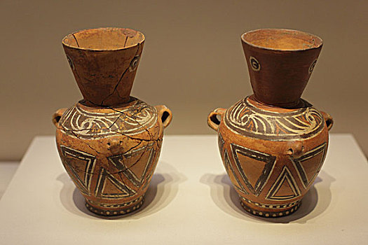 彩陶背壶,大汶口文化