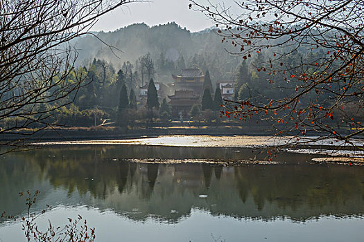 树,蓝,背景,池塘,倒影,烟,枯枝,寺庙,太阳,阳光,水,岸,淤泥,泥潭,村庄,山岗