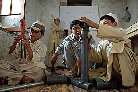 阿富汗,男孩,练习,管,管道设备,工作间,康复,中心,孩子,附近,南方,城市,坎大哈,军人