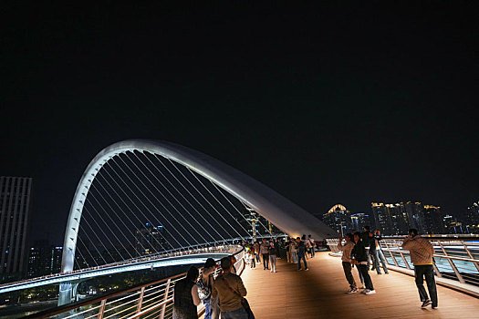 广州2024春节假期海心沙小蛮腰珠江新城海心桥灯光美景