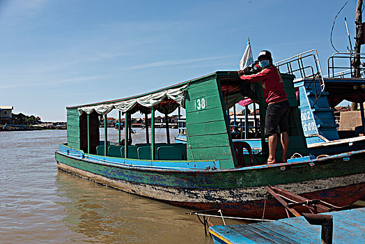 站立,男人,游船,树液,湖,收获,柬埔寨