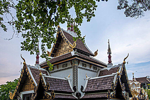 泰国清迈古城契迪龙寺,wat,chedi,luang,偏殿