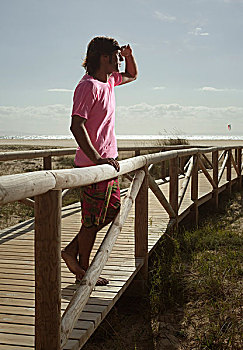 哥斯达黎加,安达卢西亚,西班牙,一个,男人,站立,栏杆,木板路,室外,海滩,正面,酒店
