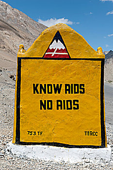 标识,艾滋病,标记,山,道路,公路,靠近,拉豪,史毗提,地区,喜马偕尔邦,印度,南亚,亚洲