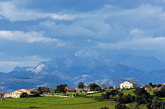 风景,圣维森特-迪拉巴尔凯拉,坎塔布里亚,西班牙,欧洲