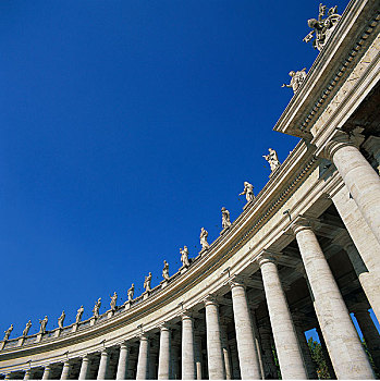 圣徒,圣彼得大教堂,柱廊,圣彼得广场,罗马,意大利